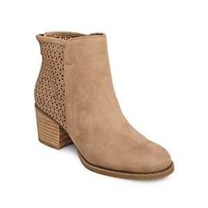 Madden girl fayth ankle bootie